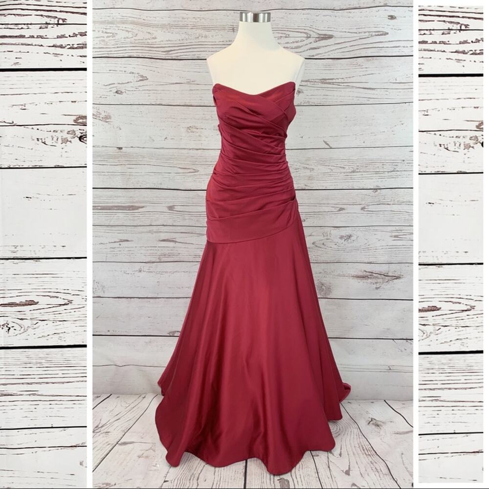 Pretty Maids red mermaid drop waist ruched dress